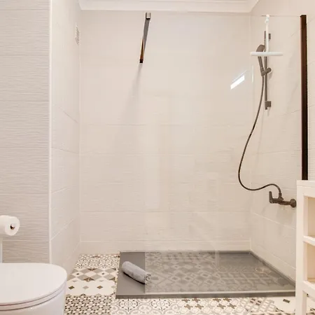 Villa Nature Escape 2br Pool Wi-fi Ac *