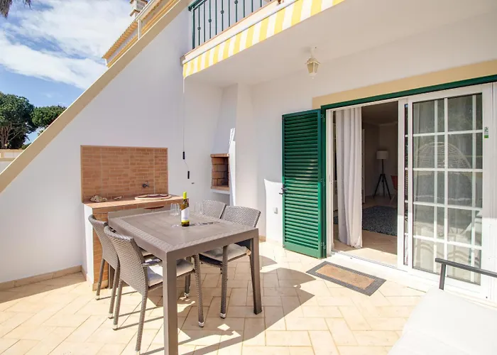 Villa Nature Escape 2br Pool Wi-fi Ac Olhos de Agua (Albufeira)