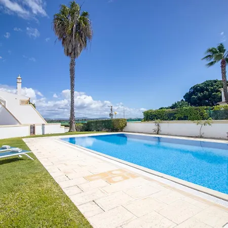 Nature Escape 2br Pool Wi-fi Ac Villa Olhos de Agua (Albufeira)